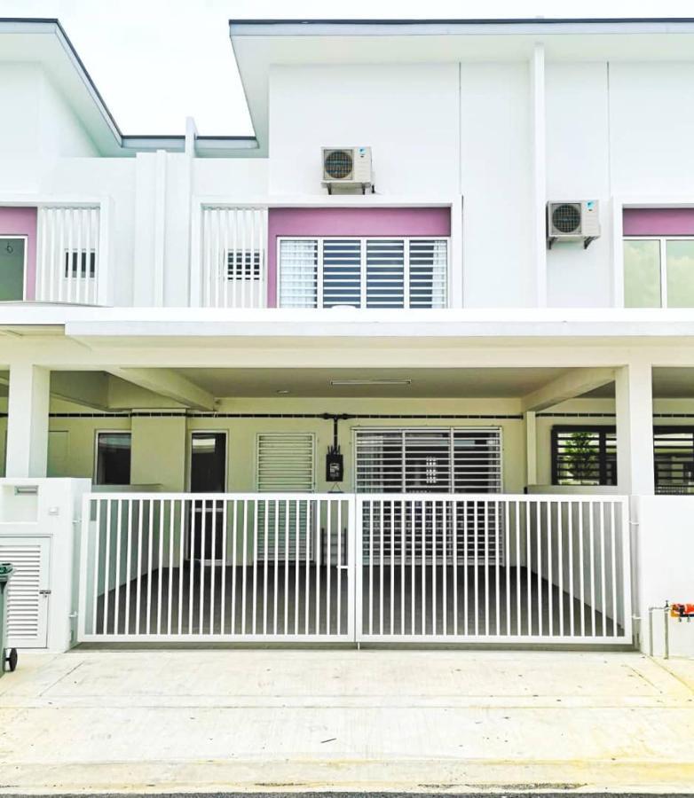 Holiday Homestay Seremban Exterior foto